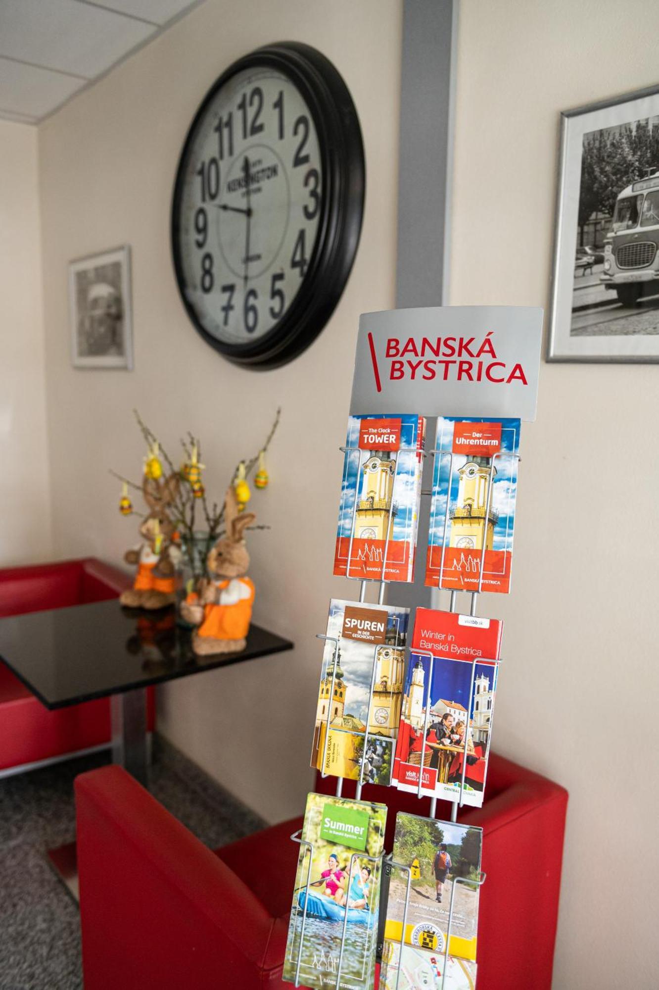 City Hotel B&B, Reception 24 7, 800M Od-From R1, Free Parking Банска-Бистрица Экстерьер фото